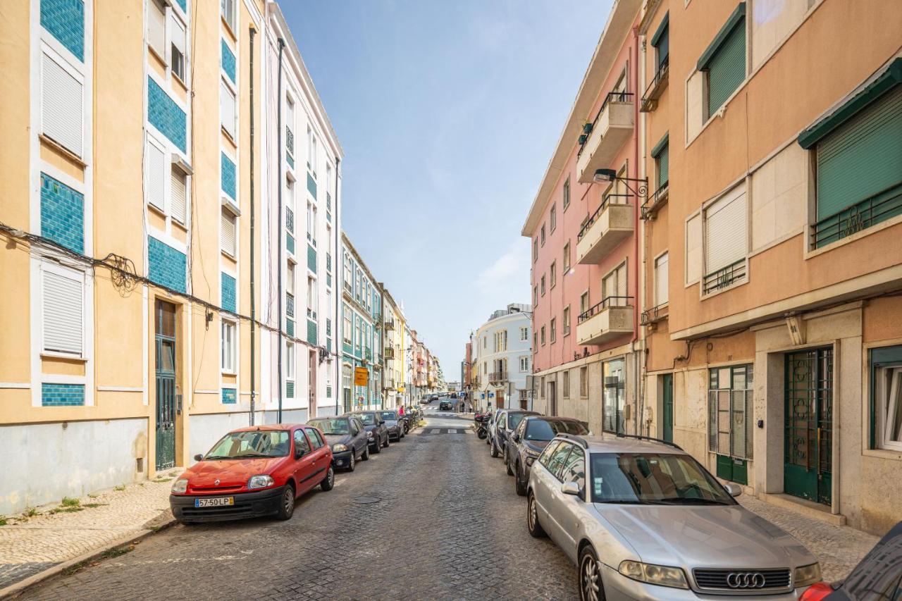 Serene 2bdr W/ Patio By Lovelystay * Lissabon